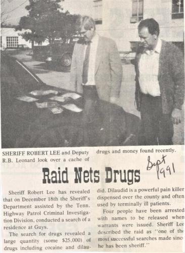 Sheriff Lee and Deputy R B Leonard